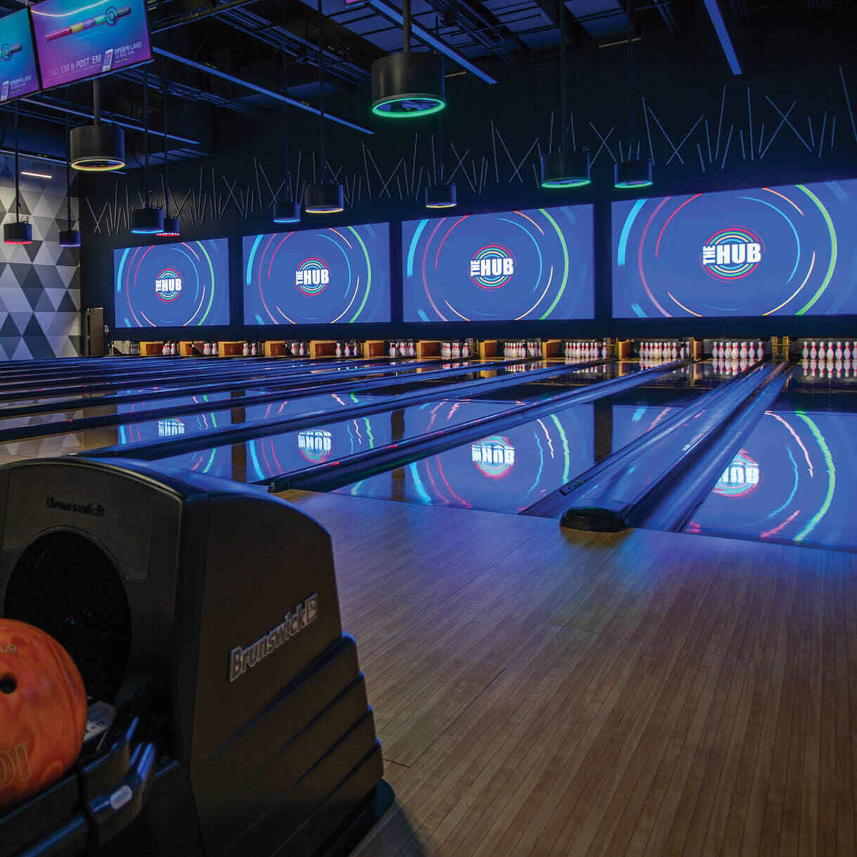 GS NXT Pinsetter Brunswick Bowling