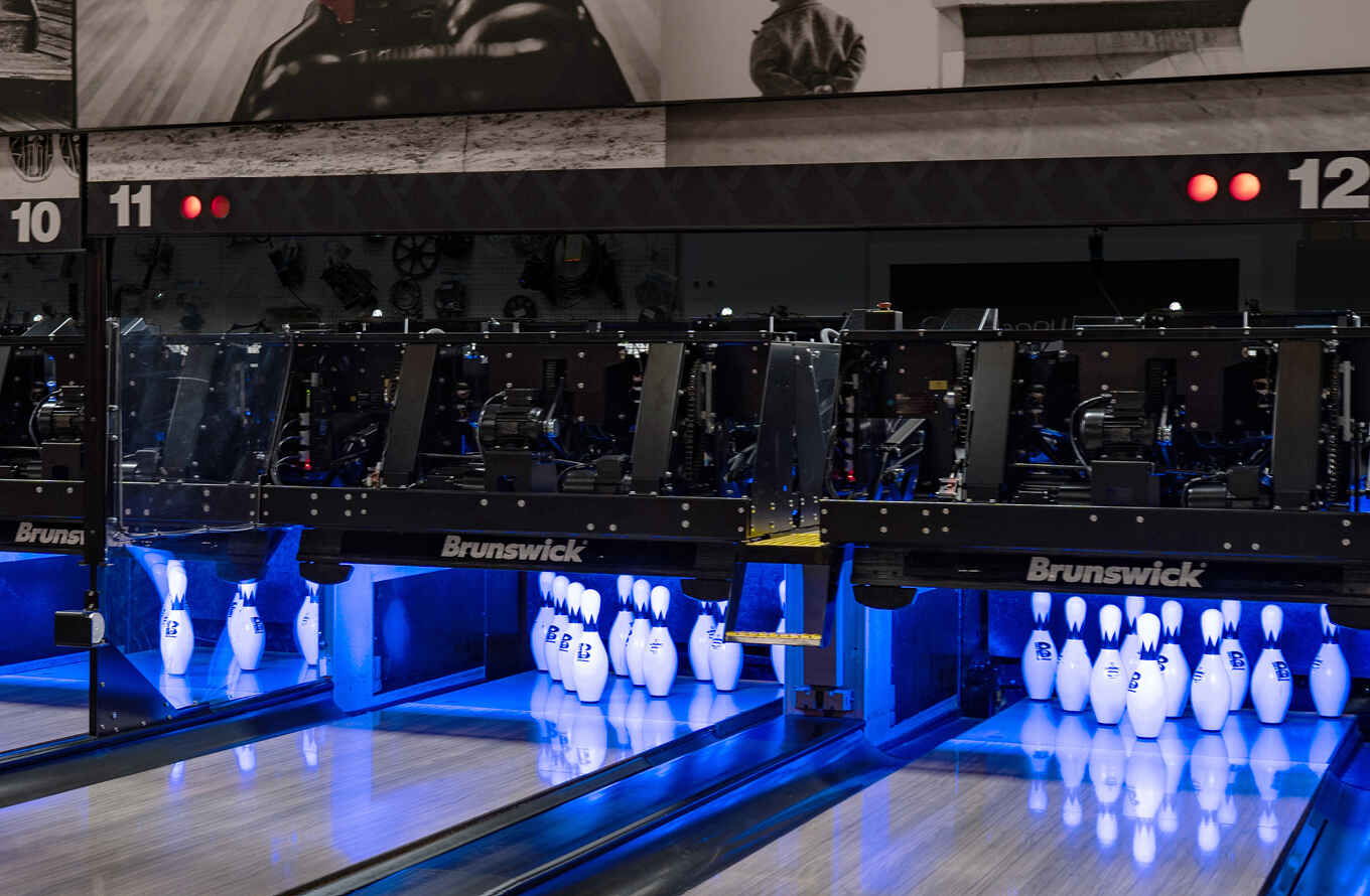 Pinsetters Brunswick Bowling