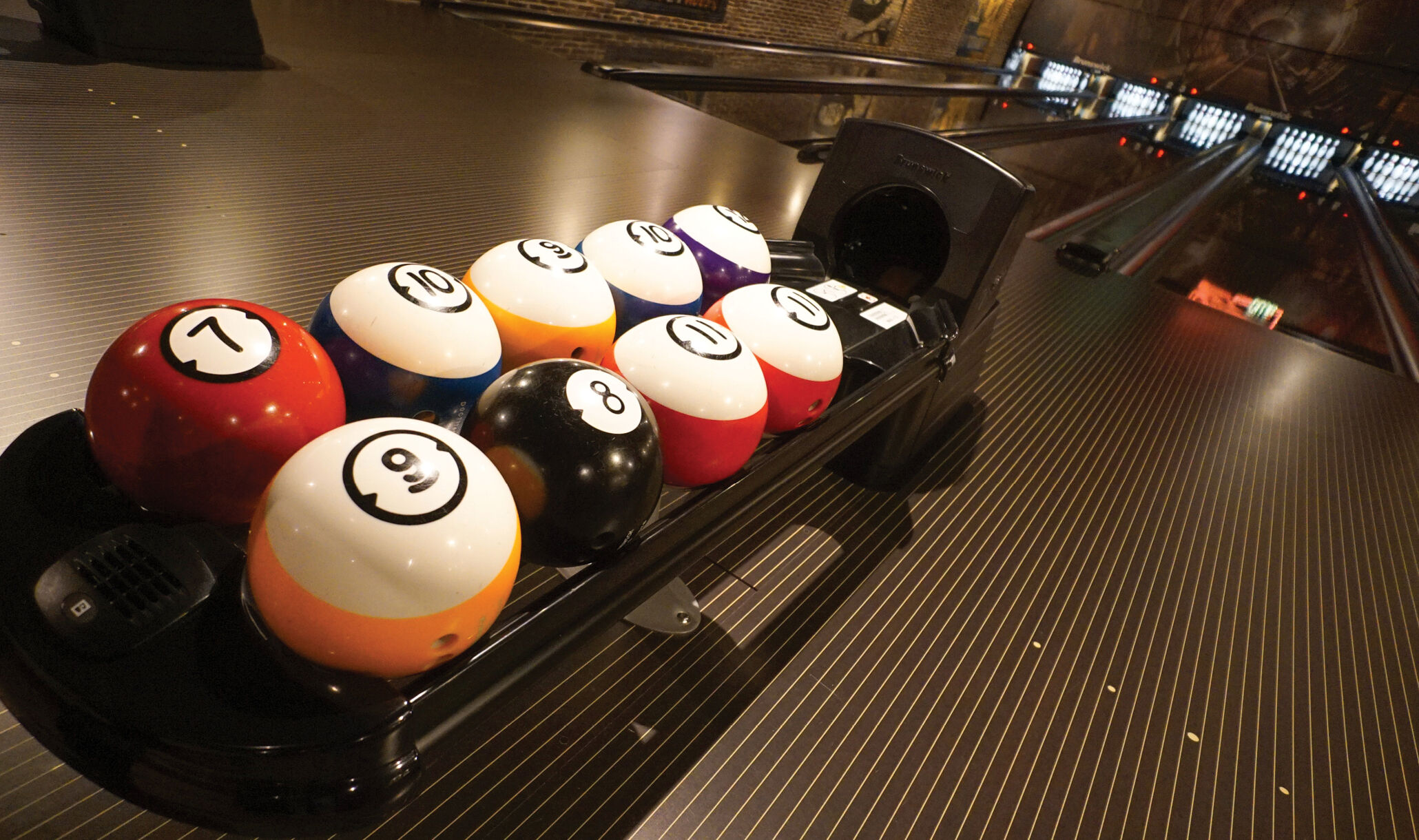 Ediwin Bowling Club - Paterna, Spain - bowling balls-3