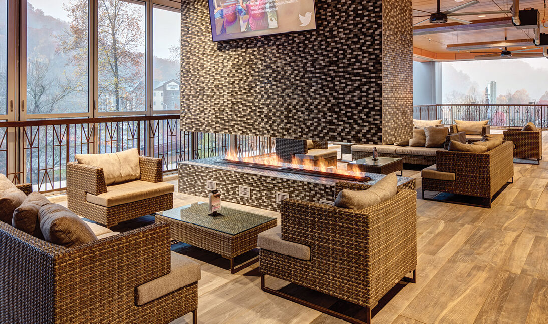Harrah's Cherokee Casino Resort - Cherokee, NC - Lounge-3