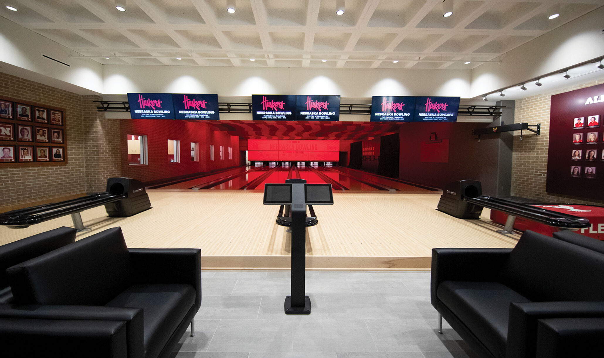 Husker Bowling Center. Lincoln, NE - Approach and bowlers area-1