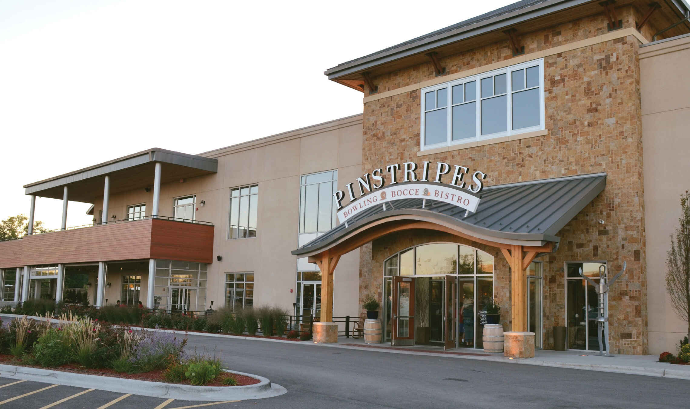 Pinstripes - Oak Brook | Brunswick Bowling