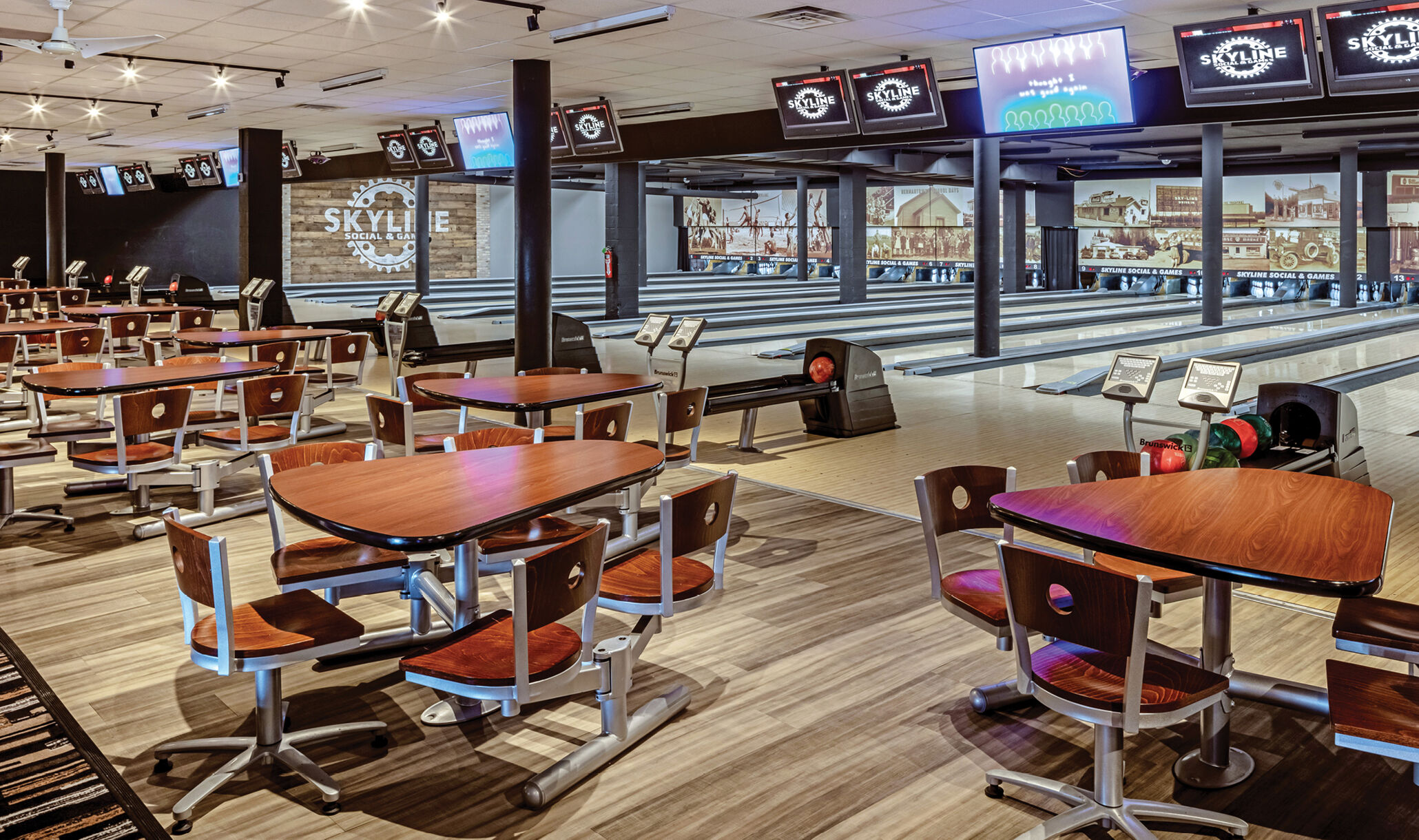 Skyline Social, Hermantown, MN - Bowlers area and lanes-2