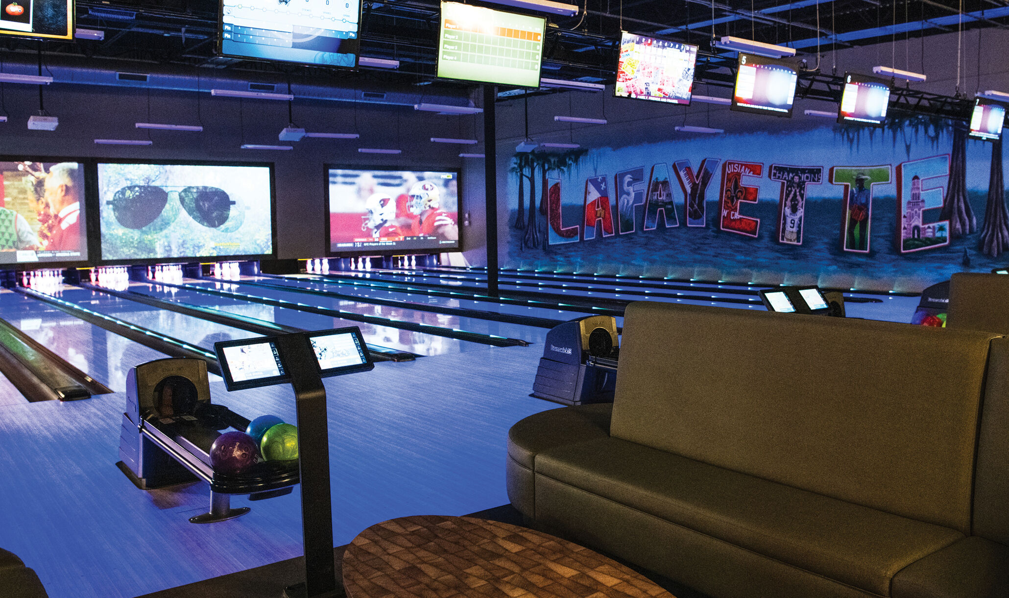 Surge Entertainment, Lafayette LA - Bowling-1